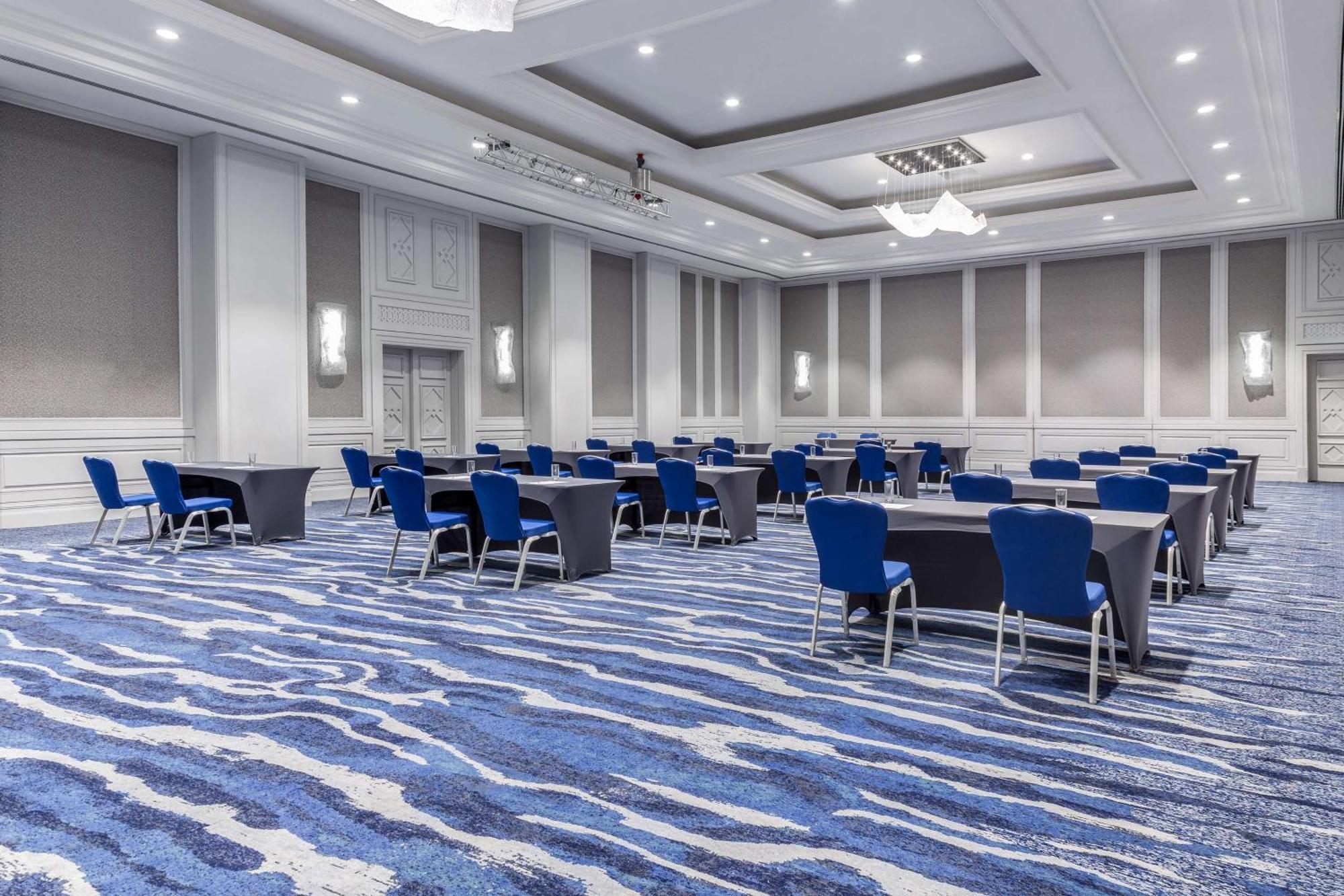 جراند حياة عمان المظهر الخارجي الصورة The ballroom at the Hilton London Heathrow