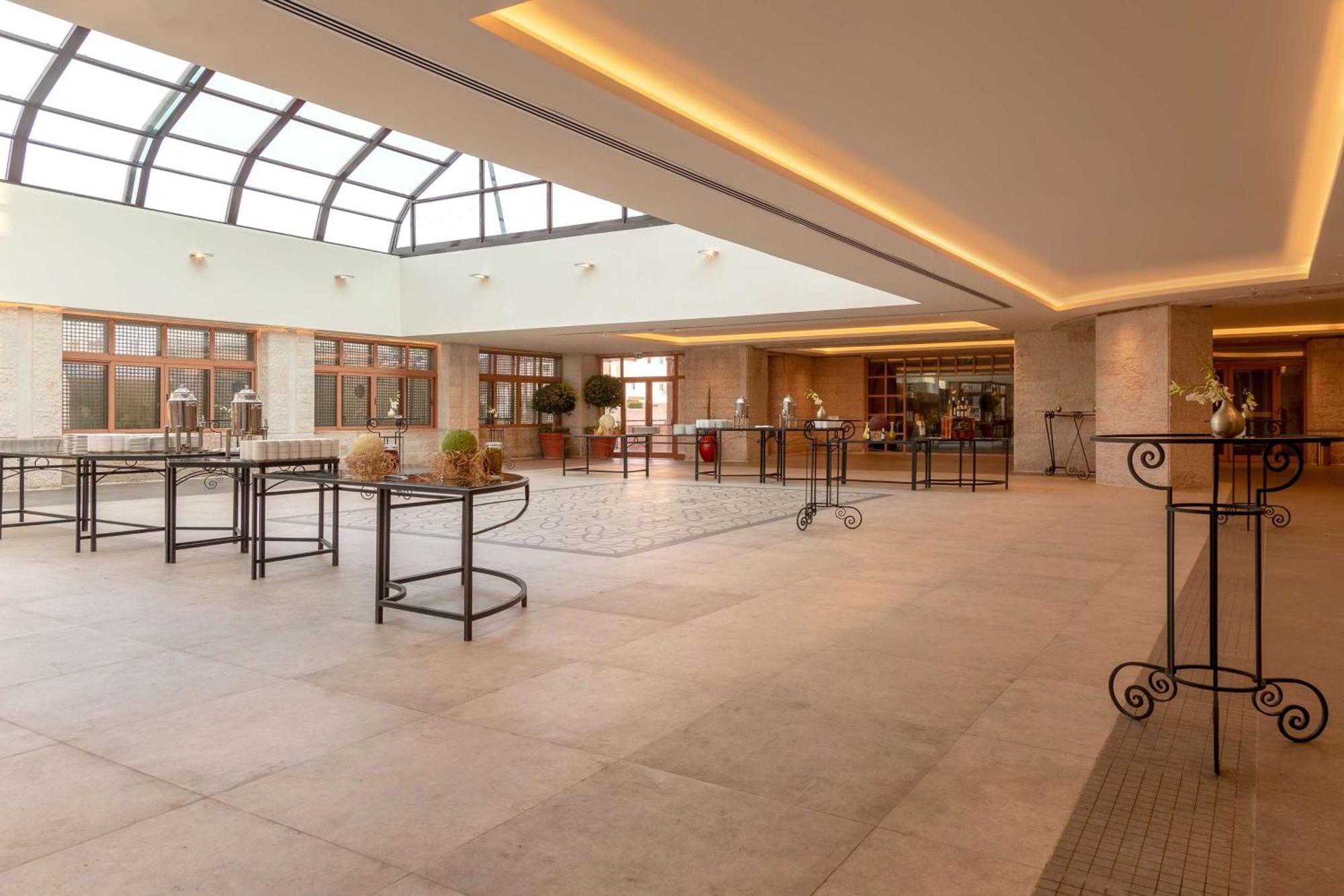جراند حياة عمان المظهر الخارجي الصورة The lobby