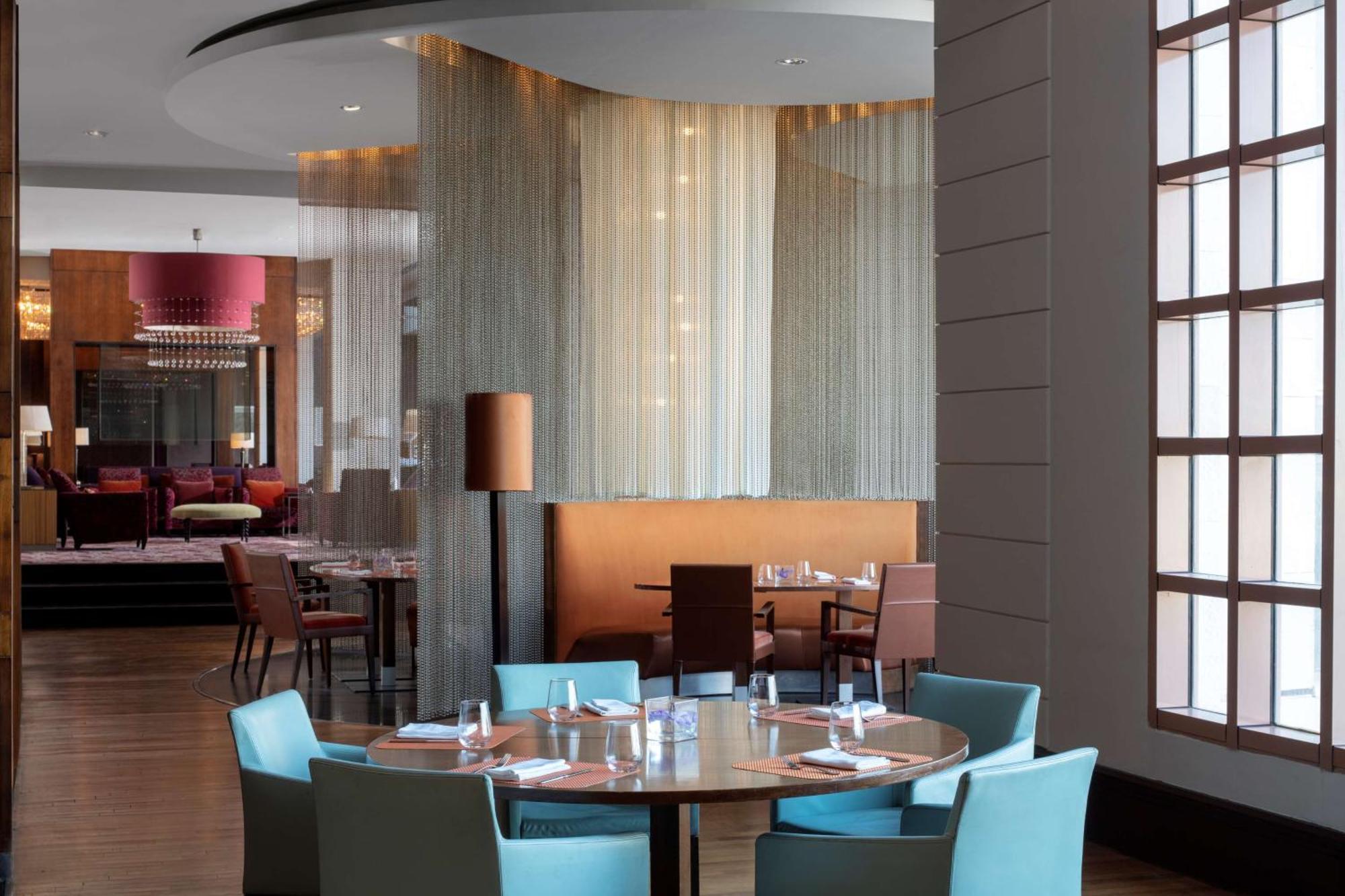 جراند حياة عمان المظهر الخارجي الصورة The restaurant