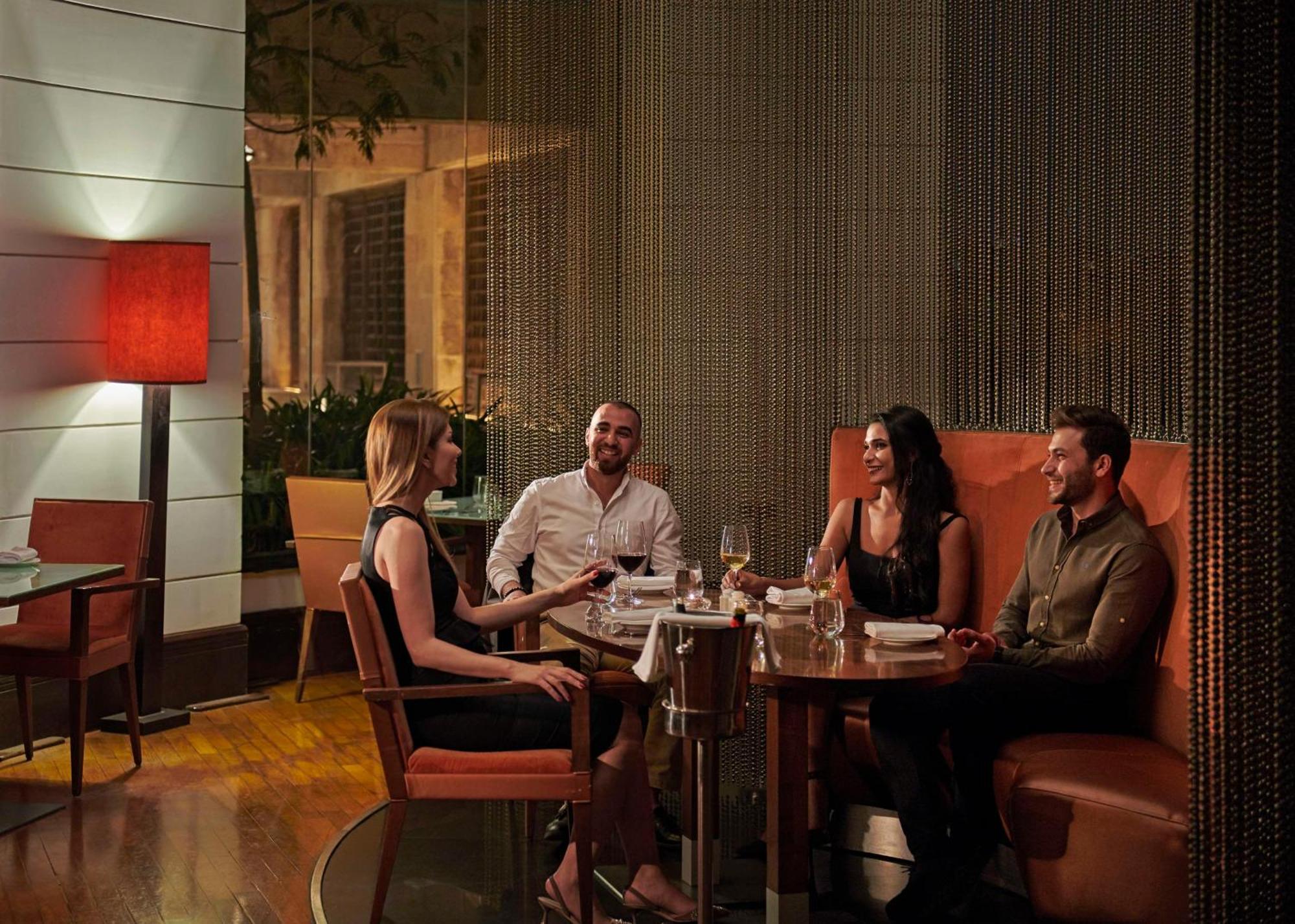 جراند حياة عمان المظهر الخارجي الصورة The restaurant